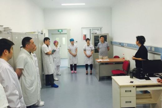 1581582328933.jpg 兩學(xué)一做 東院區(qū)支部進(jìn)行兩學(xué)一做的學(xué)習(xí)1.jpg