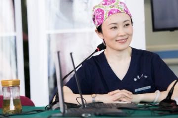 1593676931379.jpg 黃綠萍簡介1.jpg